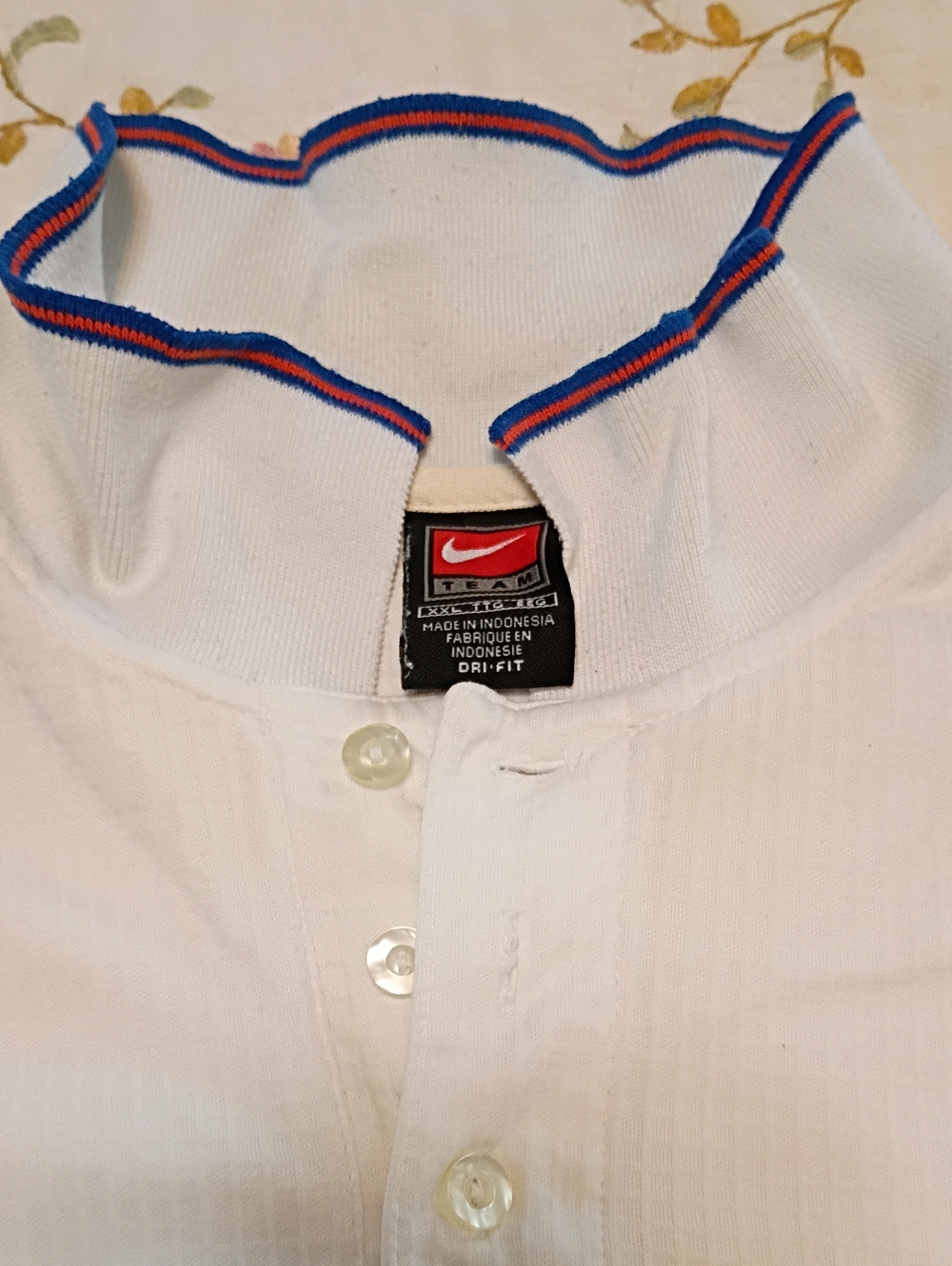 Nike Men's GATORS Polo, Nike White Polo with Blue and Red Trim Collar